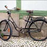 Picture Of Old Fashioned Bicycle